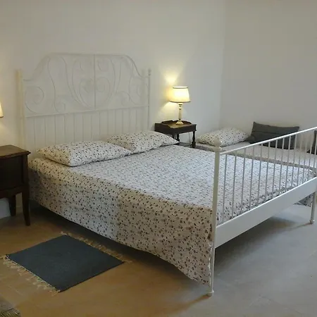 Domus Amelia Guest house Rome