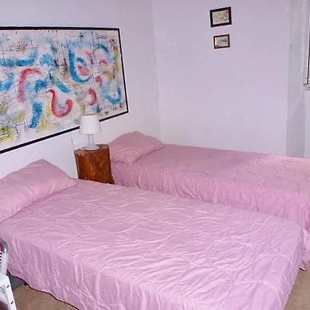 Guest house Domus Amelia 2*
