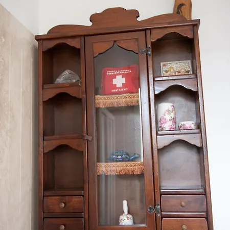 Guest house Domus Amelia 2*